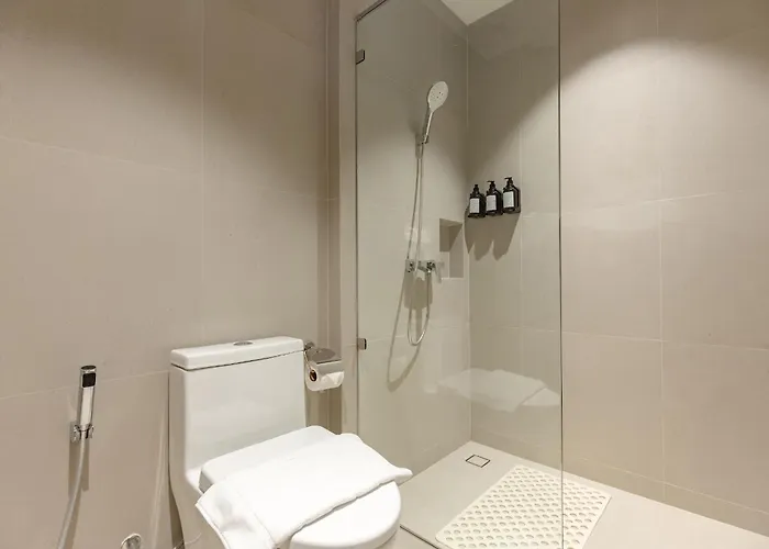 The Bentley Hotel 3*