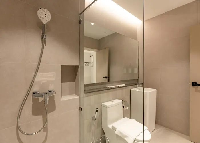 The Bentley Hotel 3*